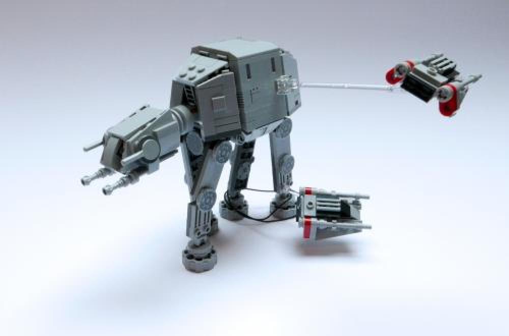 Nanofigure-scaled AT-AT diorama