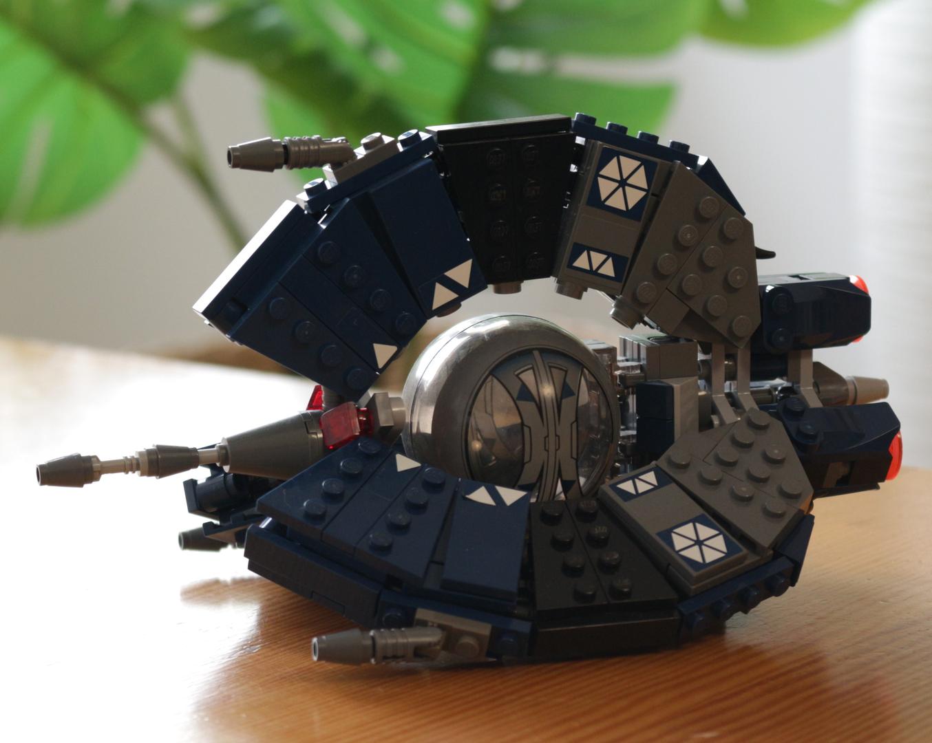 Droid Tri-fighter