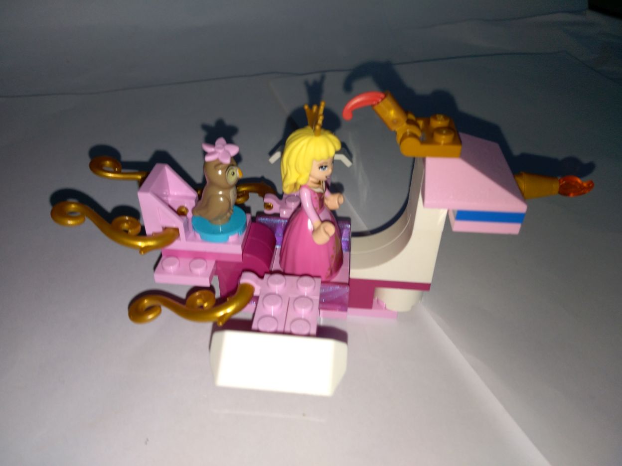 43173 Aurora's pet dragon