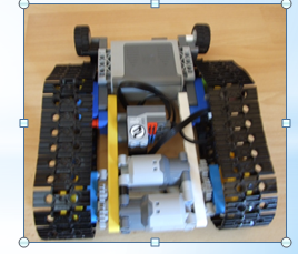 véhicule sur chemille