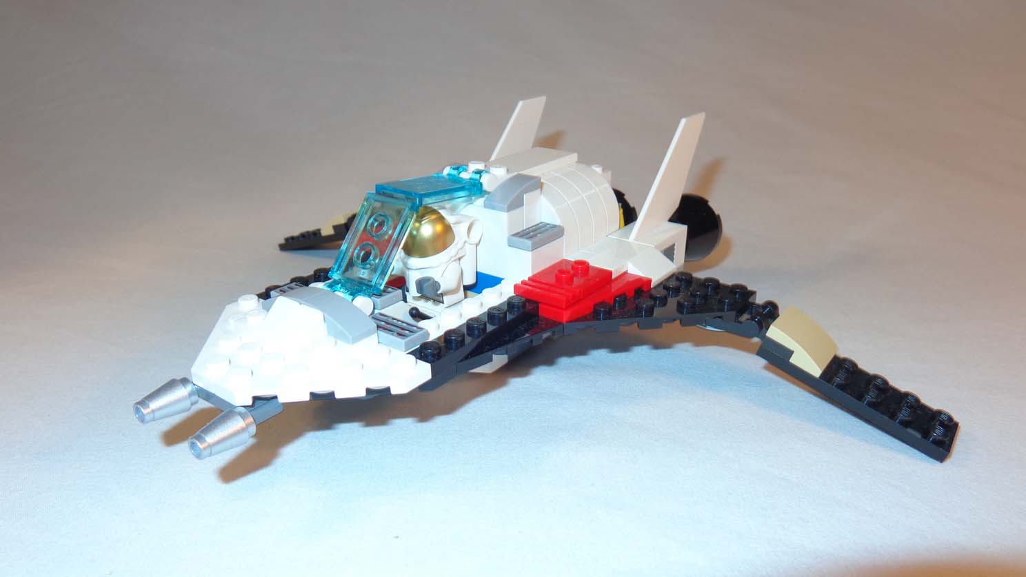 60078 W-tron Spaceship