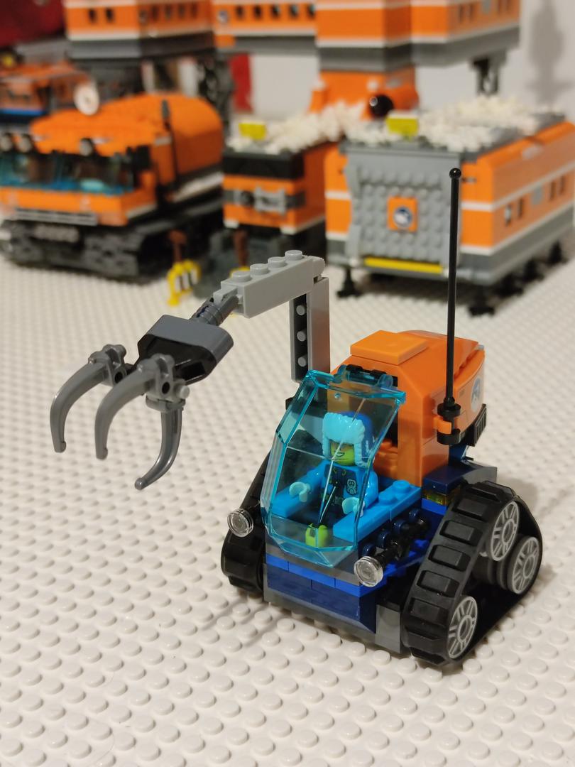 Arctic Crane Caterpillar