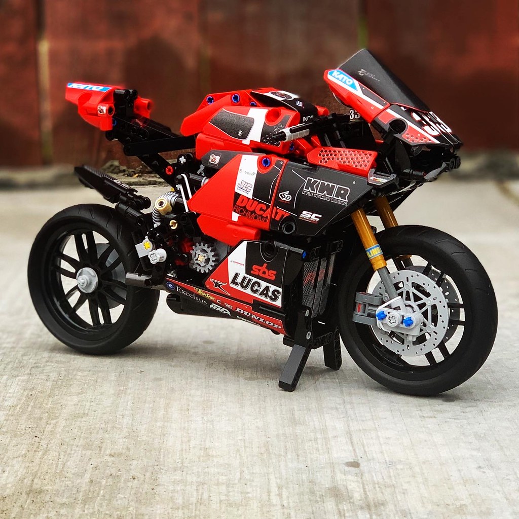 KWR Ducati Panigale V4R Superbike