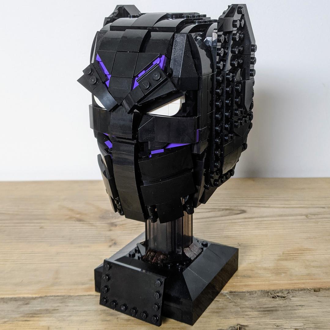Lego Black Panther Helmet Moc (Bat man Cowl Modification)