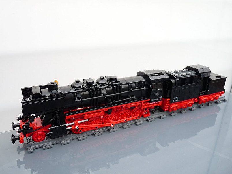 Steam-locomotive DR BR 50 Dampflok