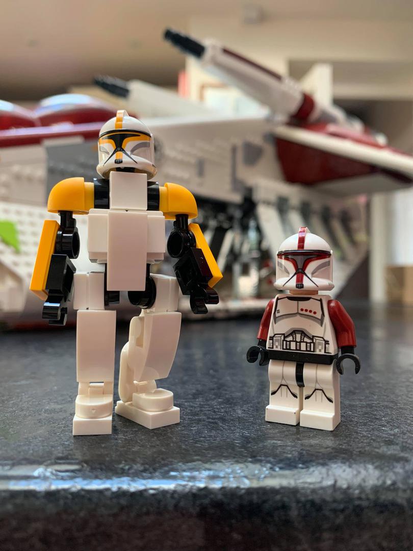 UCS Gunship scaled clones