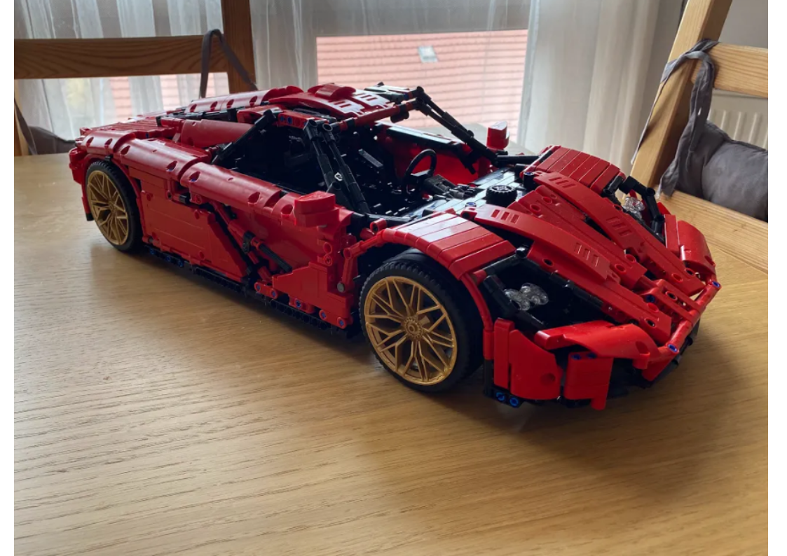Mclaren F1 1:8 lego