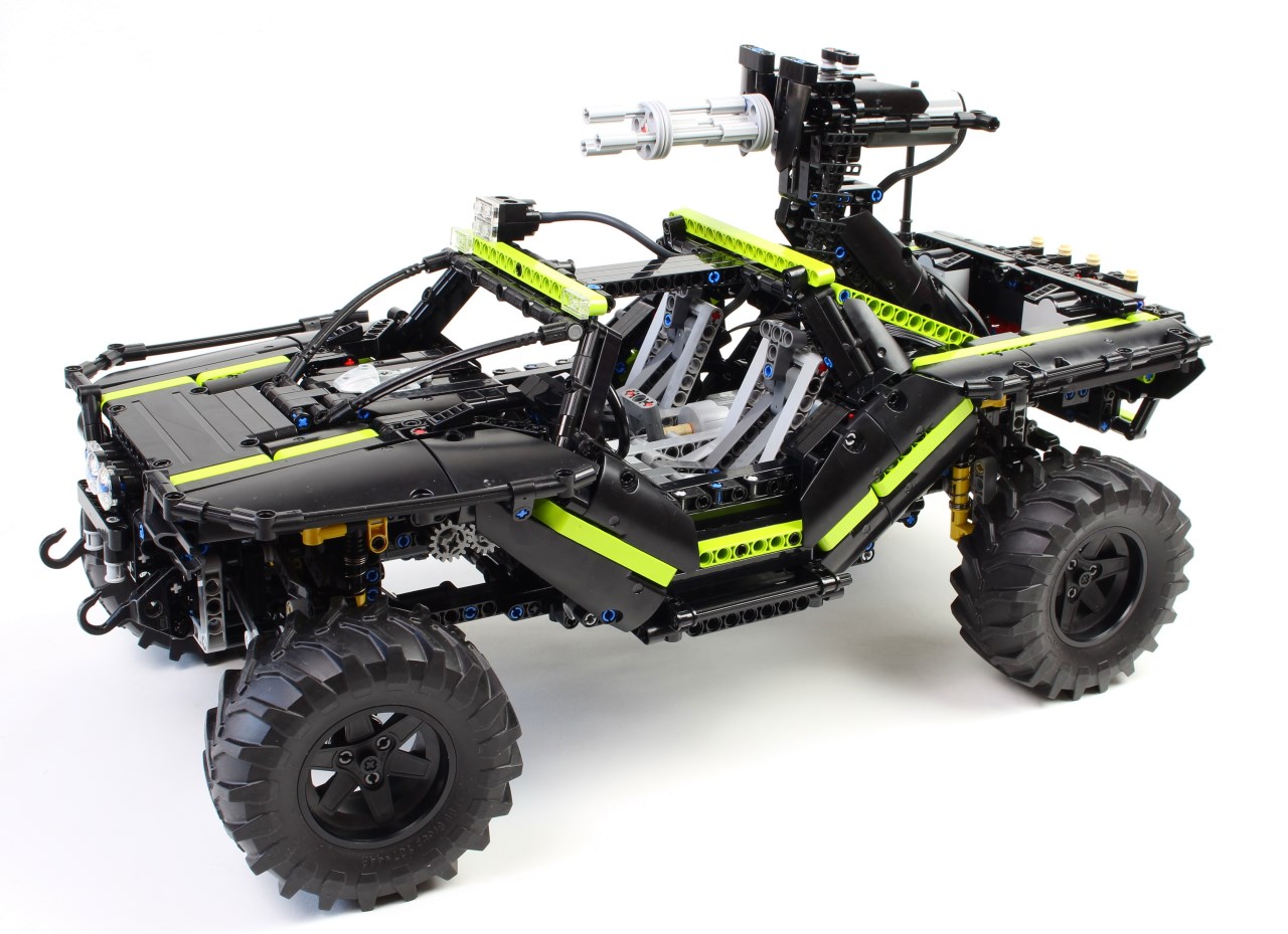 Lego Halo Warthog