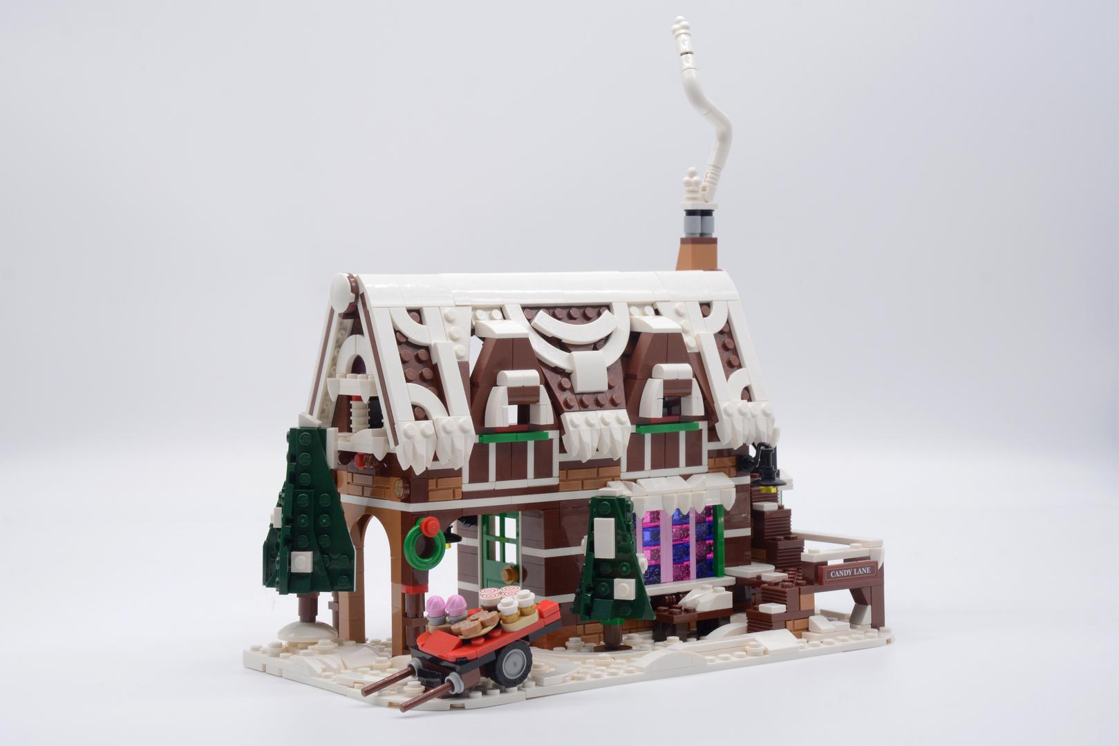 Winter Village Pâtisserie // 10267