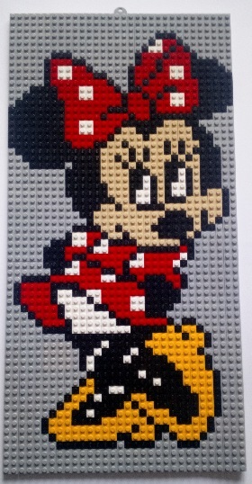 Minnie on a mosaic - 32x64
