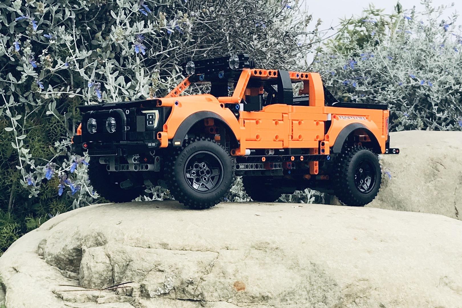 42126 "DESERT SNAKE" RAPTOR PRERUNNER