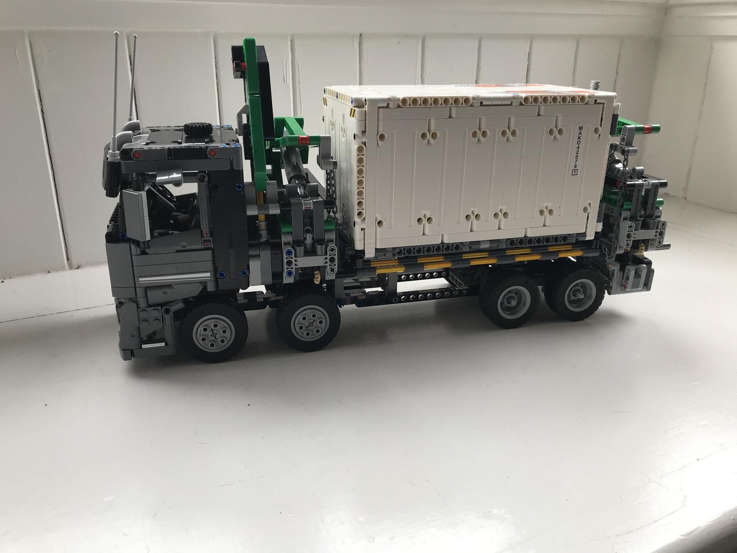 Volvo Container sidelifter
