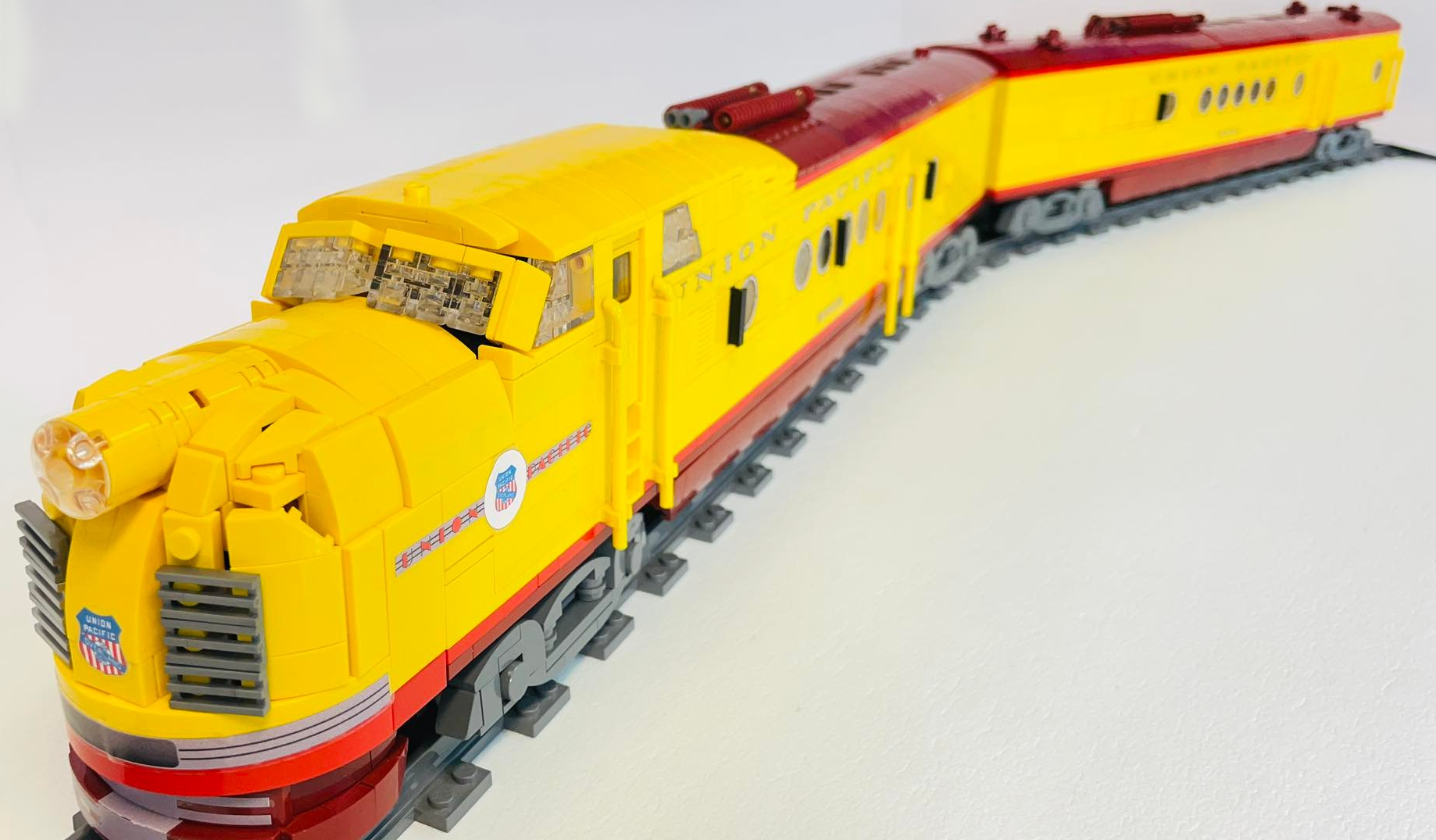 UP M10005 "City of Denver" A &amp; B-Units