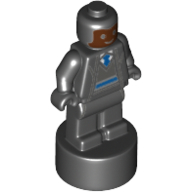 Minifig Trophy Statuette, Ravenclaw Student, Black Hair, Reddish Brown Face Print