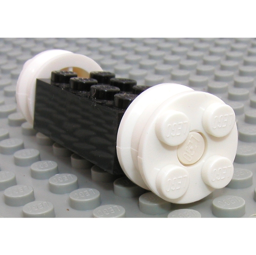 Brick Special 2 x 4 with Wheels, Freestyle White