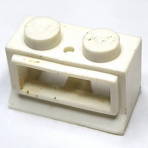 Window 1 x 2 x 1, Extended Lip, Solid Stud [no Glass]