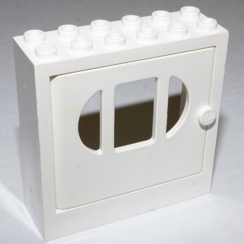 LEGO part Fabuland, Door Frame 2 x 6 x 5 with White Door