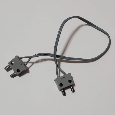 Wire with 2-Prong Connectors, 12V / 4.5V 28L Light Gray