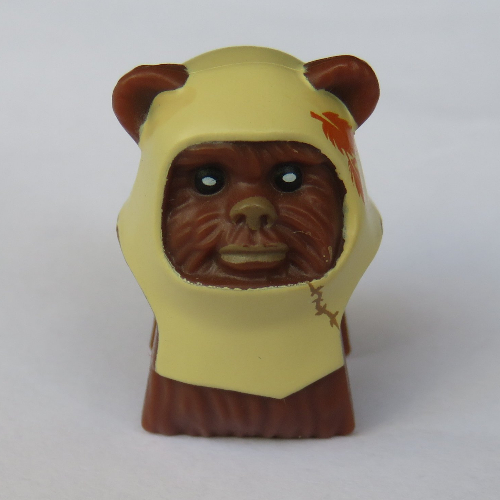 Minifig Head Special, Ewok with Tan Hood with Dark Orange Feathers Print (Paploo)
