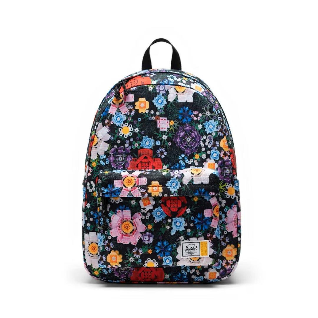 LEGO annonce un sac à dos Herschel floral pour 2025 : élégance et fonctionnalité en un seul set | Brick Broker