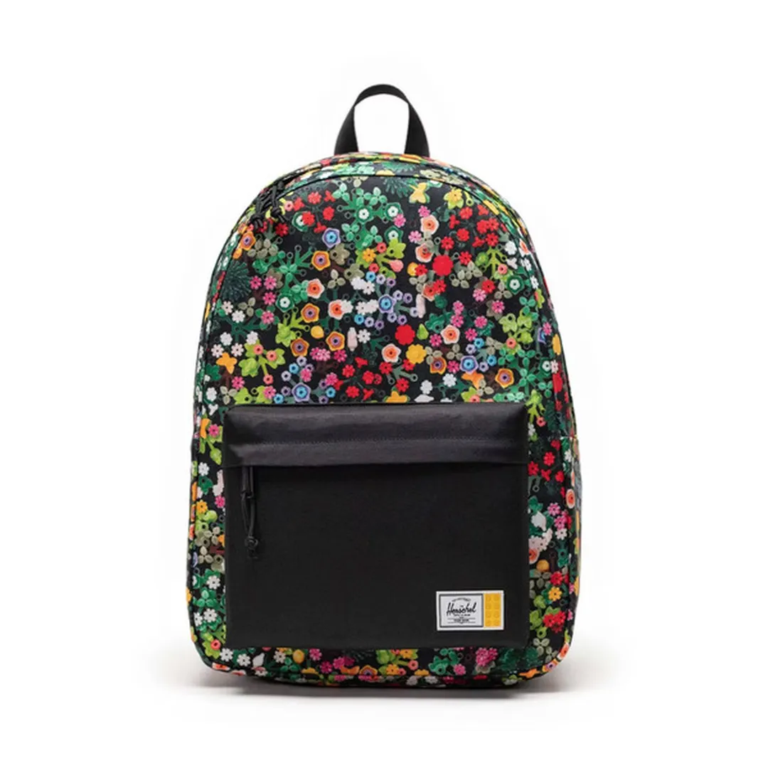 LEGO annonce un nouveau sac à dos Herschel inspiré par la nature : le Classic XL Backpack - Scavenger Hunt Meadow | Brick Broker