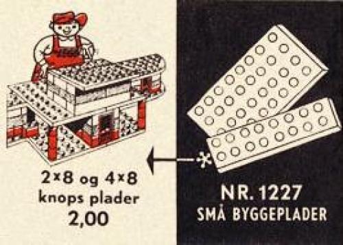 Main image of LEGO 4 x 8 & 2 x 8 Plates (1227-2)