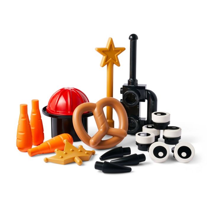 LEGO Snow Character Building Kit