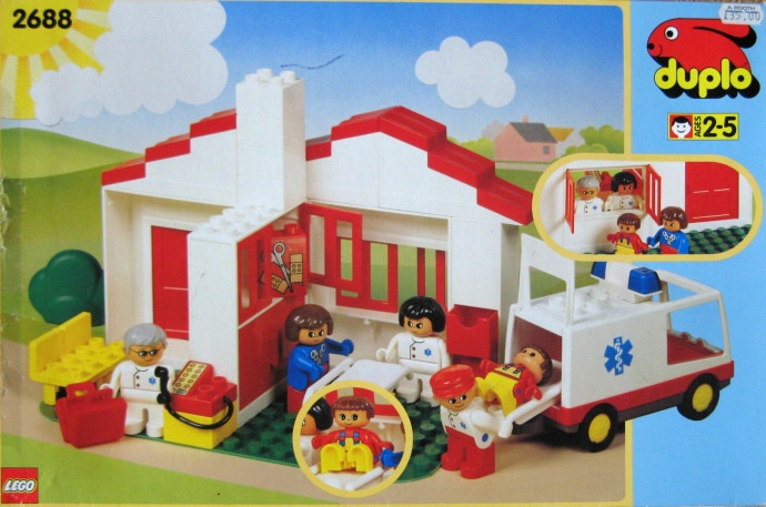 Main image of LEGO Health Center (Doctor's House) (2688-1)