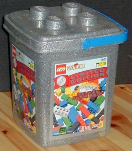 Main image of LEGO 25th Anniversary Silver Bucket (3025-1)