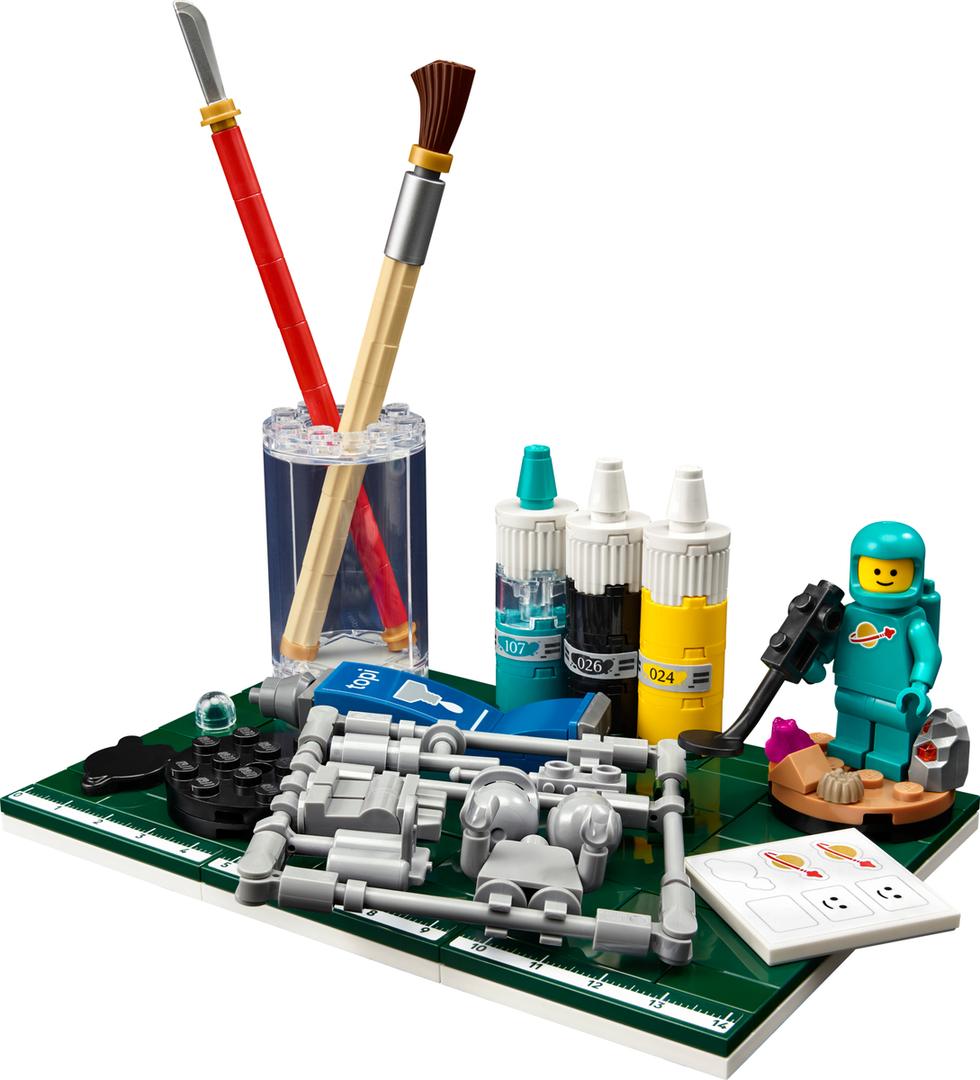 Build, Paint and Play!