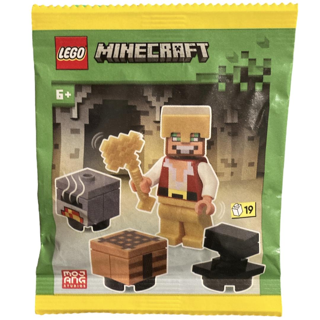 Hero with Crafting table, Furnace and Anvil