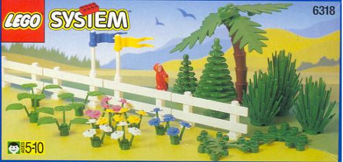 Main image of LEGO Flowers, Trees and Fences (6318-1)