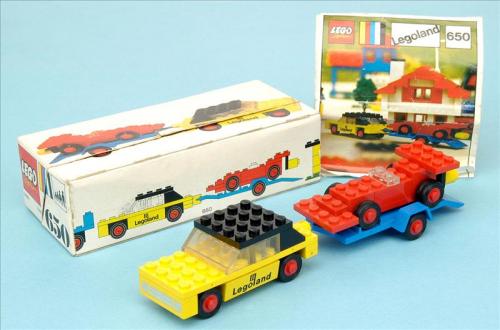 Main image of LEGO Car with Trailer and Racing Car (650-1)