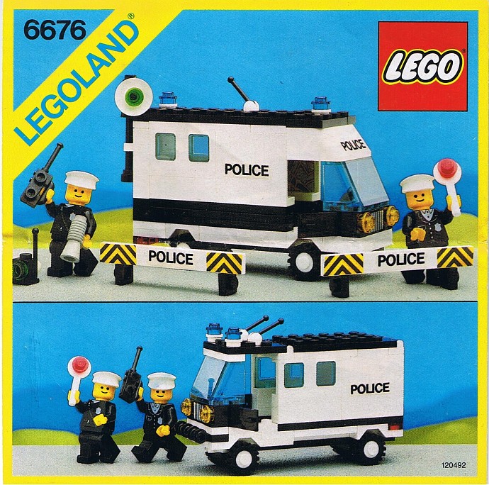 Main image of LEGO Mobile Command Unit (6676-1)