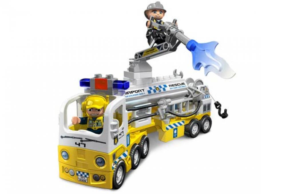 Main image of LEGO Airport Rescue Truck (7844-1)