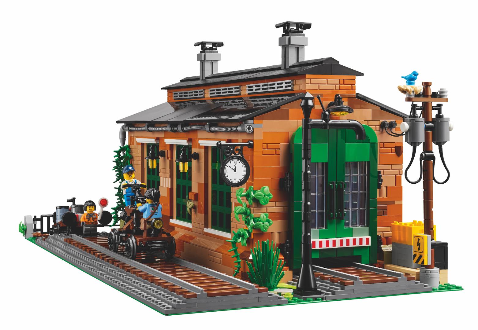 Main image of LEGO Old Train Engine Shed (910033-1)