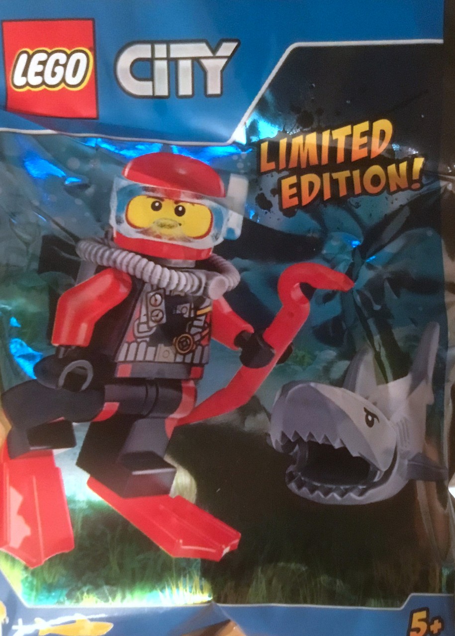 Main image of LEGO Diver and Shark (951703-1)