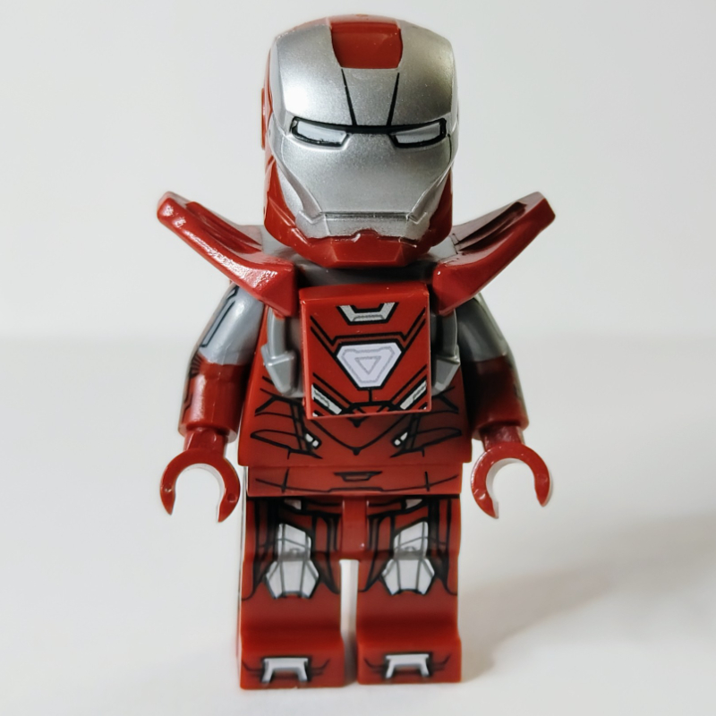 Iron Man Mark 33 Armor / Silver Centurion Armor