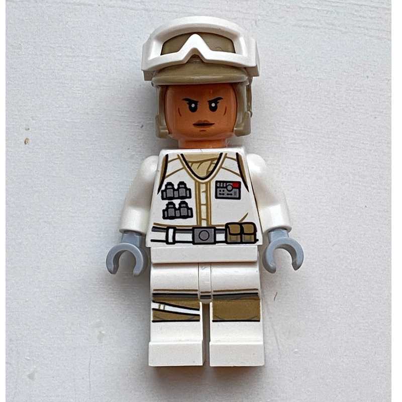 Rebel Trooper in Hoth Uniform, Dark Tan Hat, Nougat Head