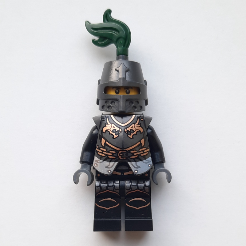 Dragon Knight, Black, Armor, Helmet with Dark Green Plume (Pearl Titanium)