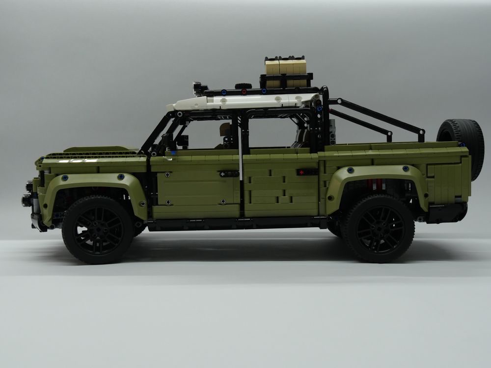 LEGO MOC Land Rover Defender Pickup by Styxan Rebrickable - Build with LEGO