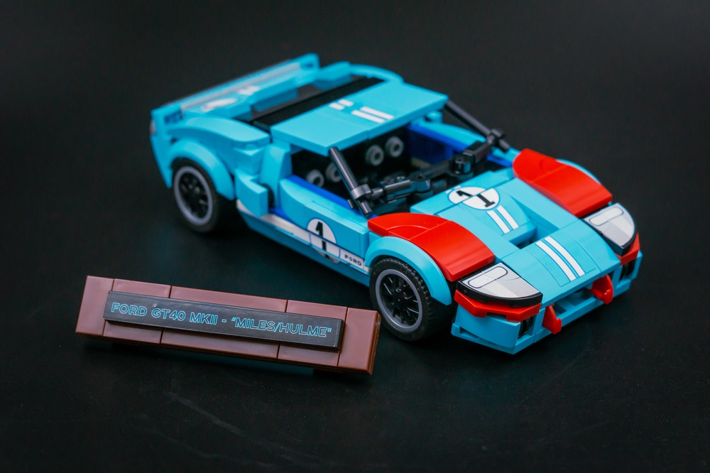 LEGO MOC Ford GT40, Ken Miles by NV Carmocs Rebrickable Build with LEGO
