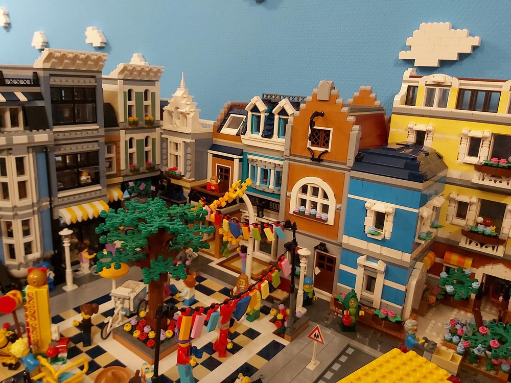 LEGO MOC Bistro Bookshop (alt build of Bookshop - 10270) by JakeS ...