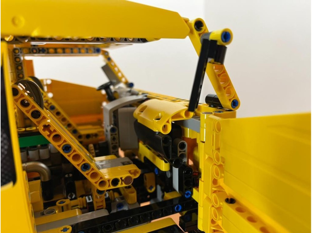 LEGO MOC Tatra T815 6X6 by Building with bricks | Rebrickable - Build ...