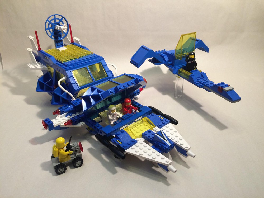 LEGO MOC-11193 Cosmic Fleet Playset #3 (Space > Classic Space 2017 ...