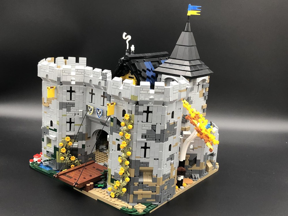 LEGO MOC Black Falcon's Fortress 2022 by BrickDuvel | Rebrickable - Build with LEGO