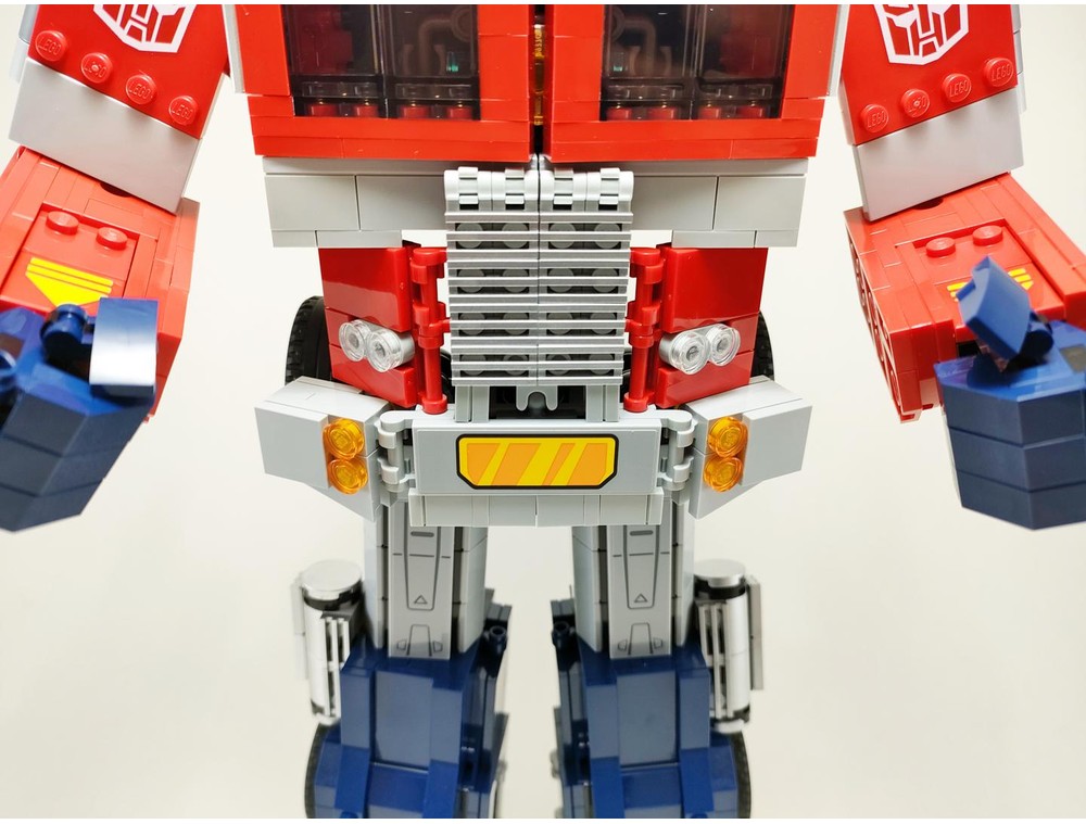 LEGO MOC Optimus Prime front redesign. No more removing parts! by ...