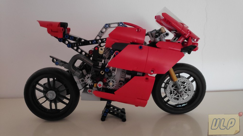 LEGO MOC LEGO 42107 Inboard Rest by vascolp | Rebrickable - Build with LEGO