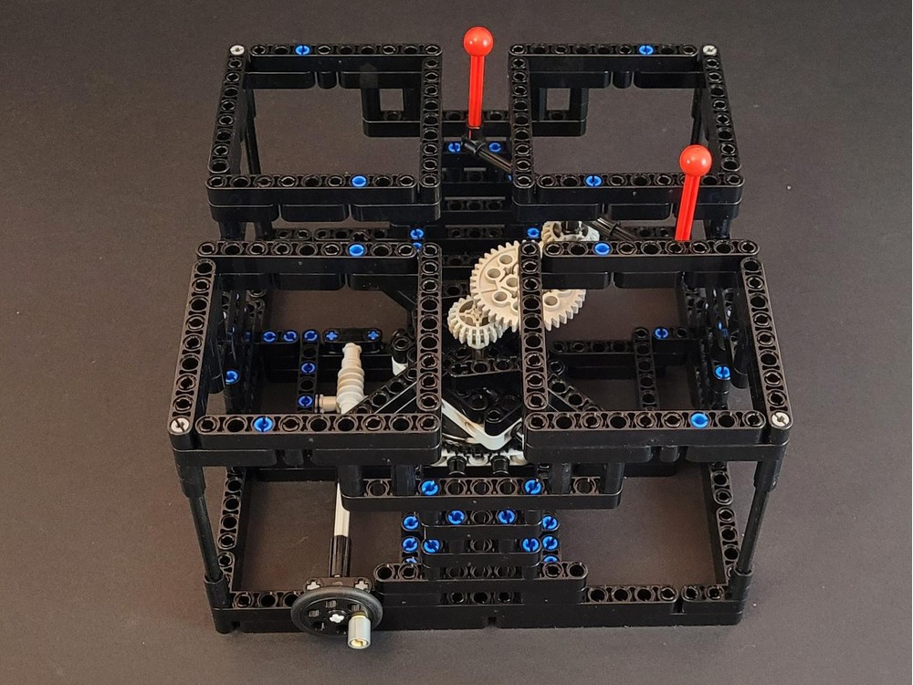 LEGO MOC Hypocycloid Kinetic Sculpture by jemunoz0 | Rebrickable ...