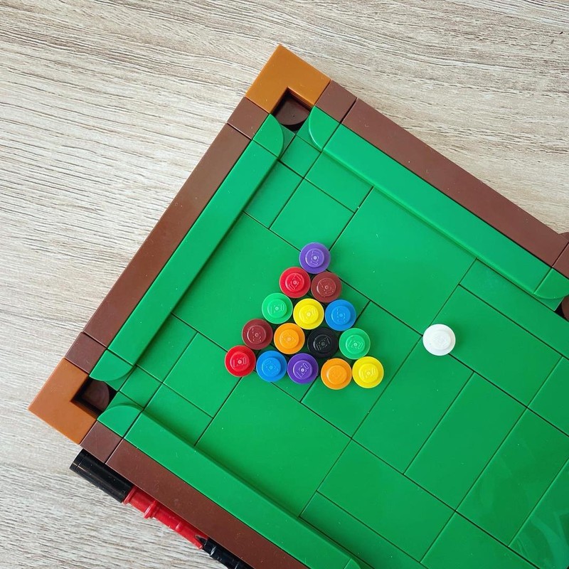 LEGO MOC-117983 Pomchi puppy on pool table by SFOMM | Rebrickable ...